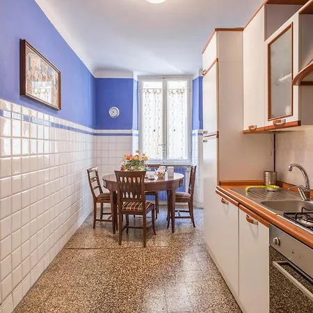 & In Center - Apartment *