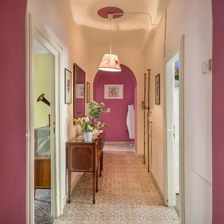 Apartment & In Center - *