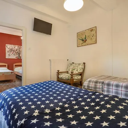 Apartment & In Center - *